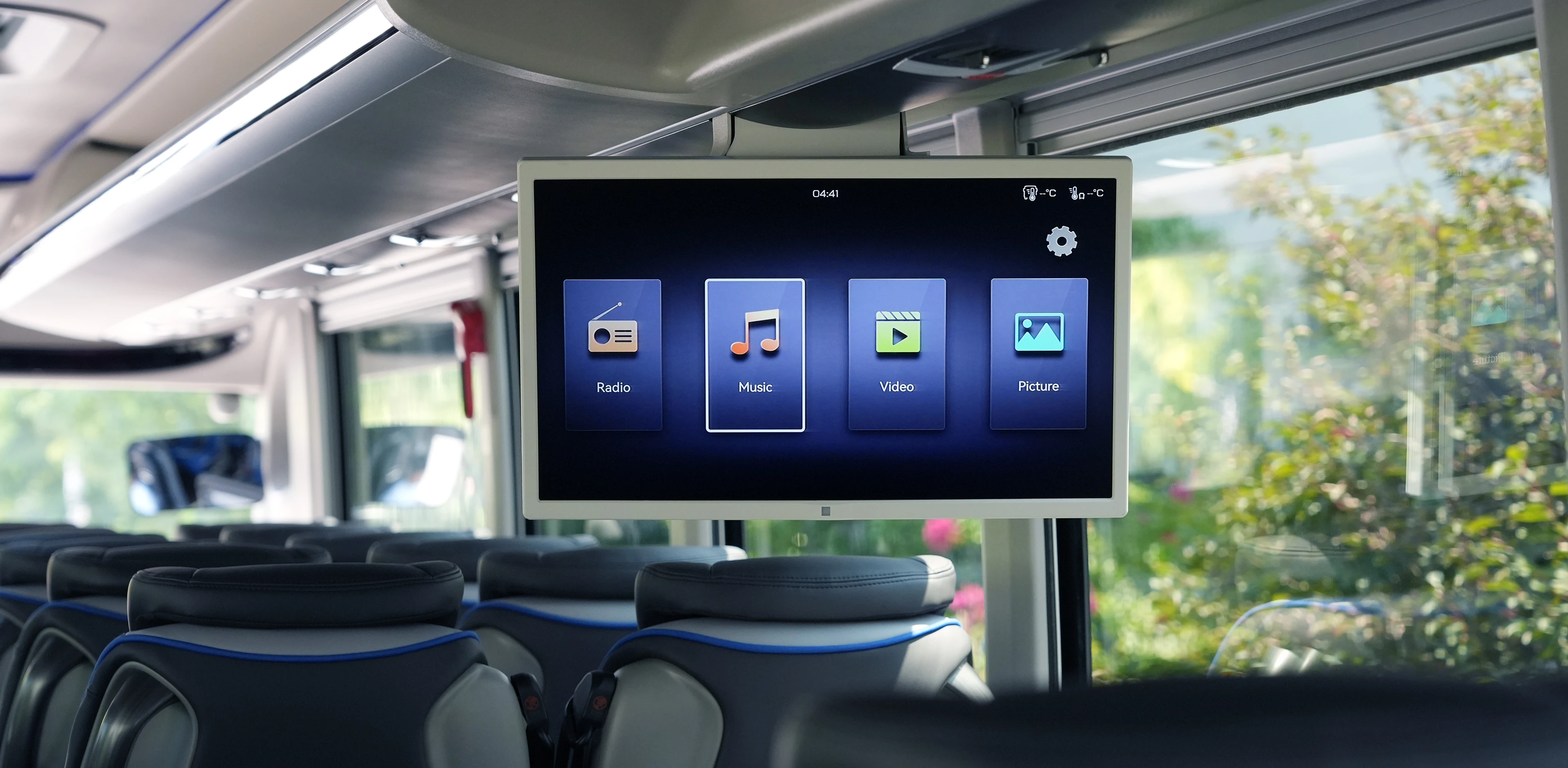 Infotainment coinvolgente e servizi a bordo