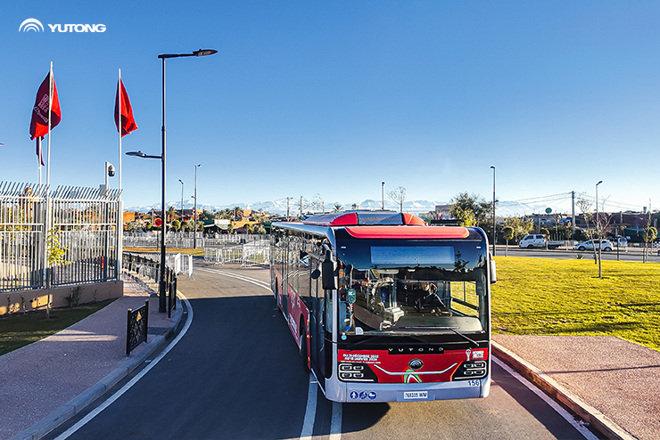723 autobus Yutong hanno offerto un servizio di supporto esemplare per il torneo internazionale di calcio africano!