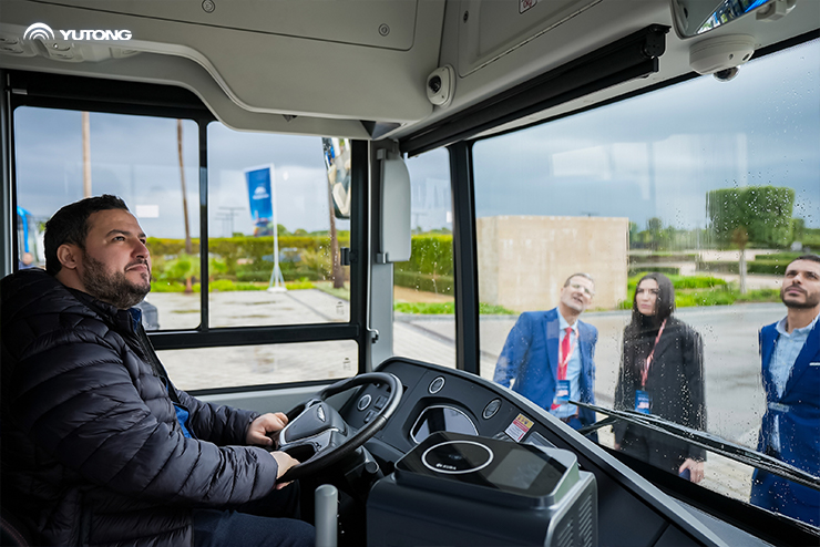 723 autobus Yutong hanno offerto un servizio di supporto esemplare per il torneo internazionale di calcio africano!