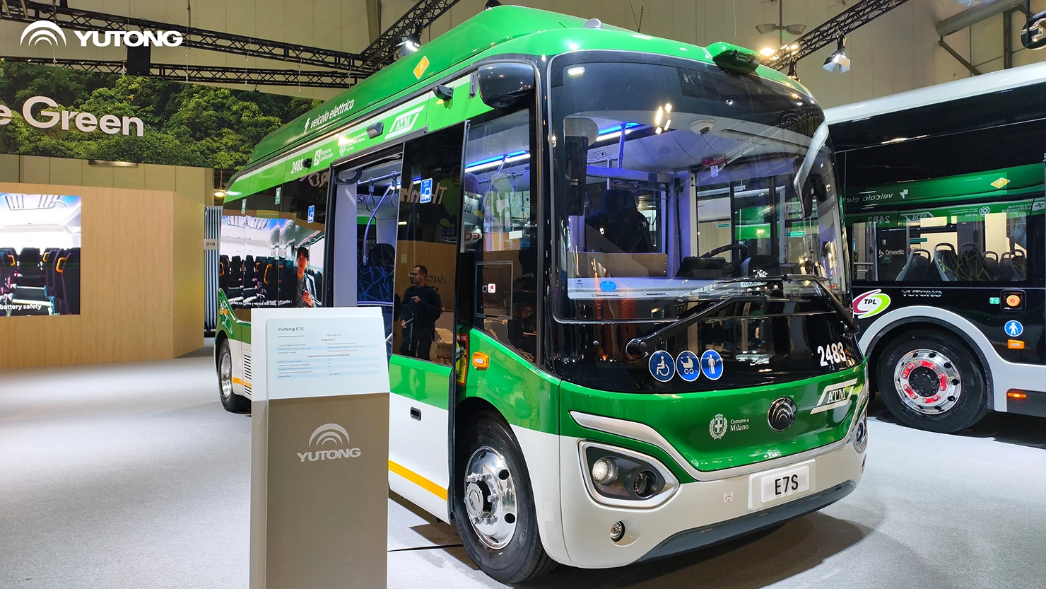 Dallinterurbano alla micro-mobilità, i prodotti a nuova energia di Yutong per tutti gli scenari debuttano alla Next Mobility Exhibition Dallinterurbano alla micro-mobilità, i prodotti a nuova energia di Yutong per tutti gli scenari debuttano alla Next Mobility Exhibition