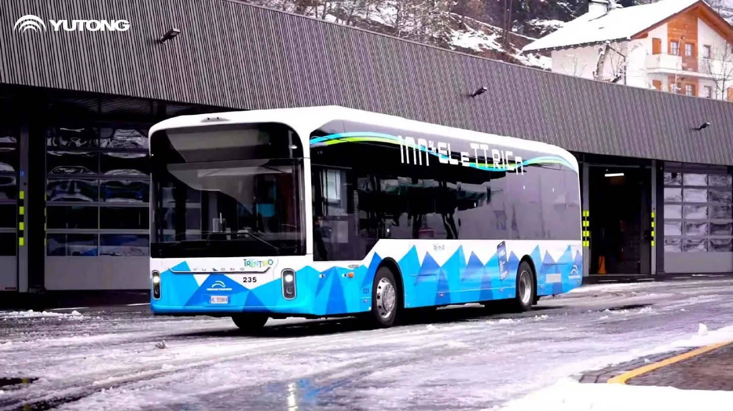 Dallinterurbano alla micro-mobilità, i prodotti a nuova energia di Yutong per tutti gli scenari debuttano alla Next Mobility Exhibition