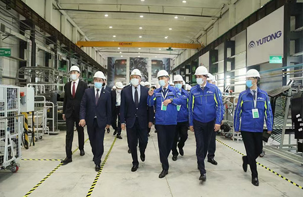 Il Primo Ministro del Kazakistan ha assistito all'inaugurazione della fabbrica CKD